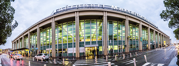 502486276 people at the terminal of Marseille Airport